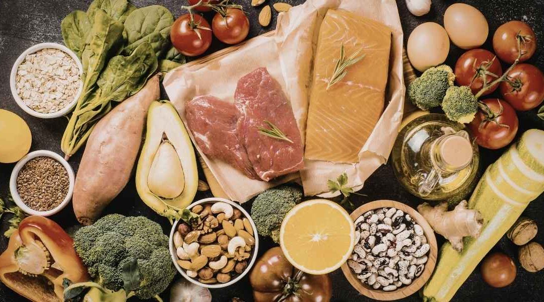 Adopter une alimentation petit budget sans sacrifier énergie pour rouler