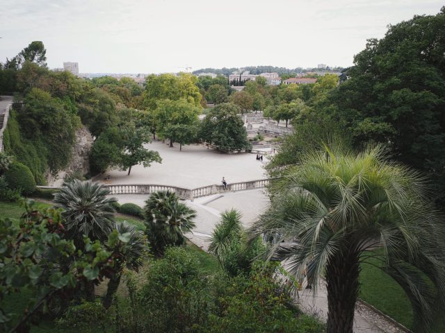 Explorer Nîmes à Roller : Activités et Conseils